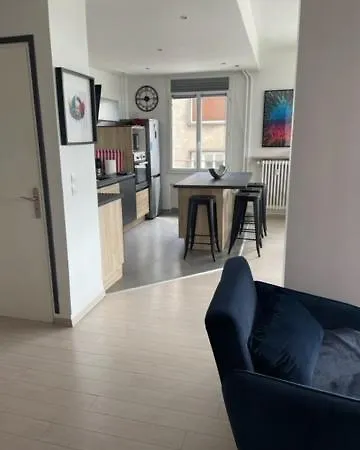 Apartment Appt Centre *