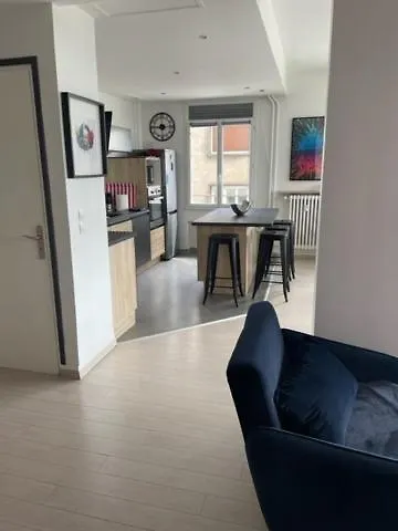 Apartment Appt Centre *